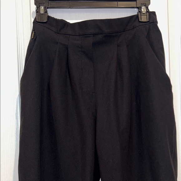 Lululemon Women’s Black Essential High-Rise Trouser, Size 6 - Picture 3 of 8